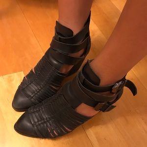 Additional pictures of Jeffrey Campbell Stillwell